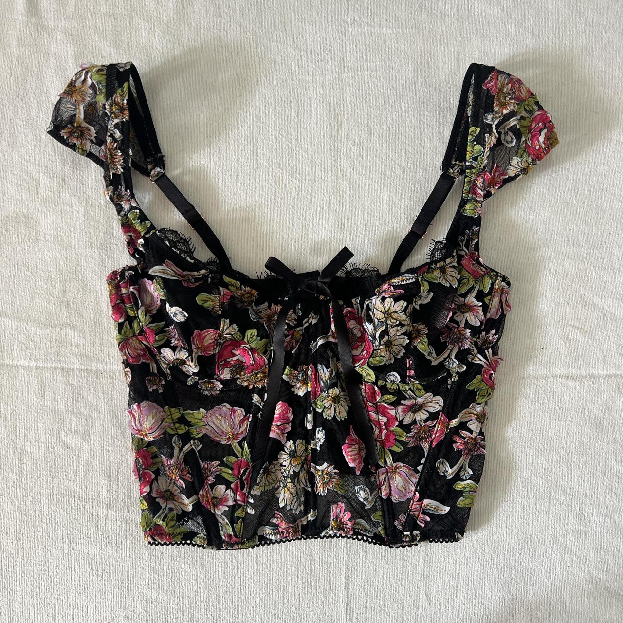 item listed by guavalanexx