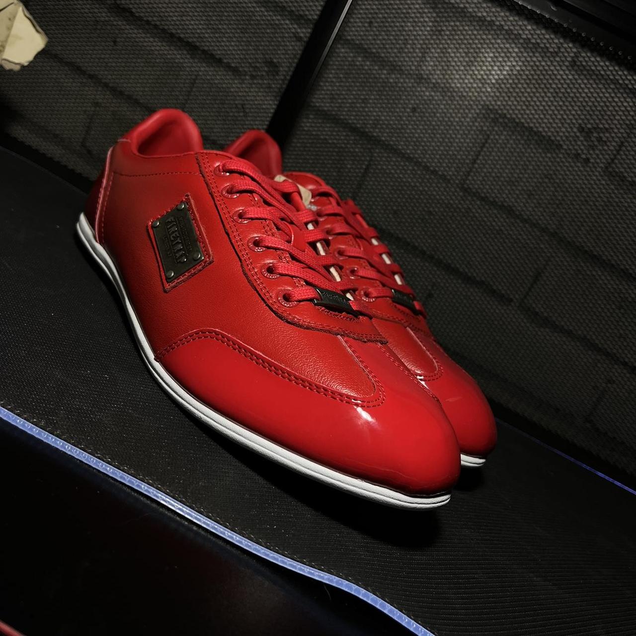 Red firetrap sale trainers