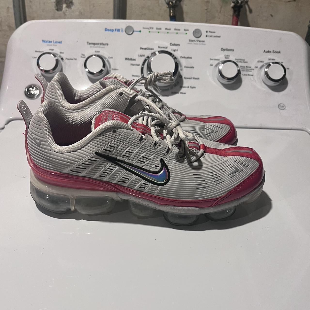 nike vapor max cherry