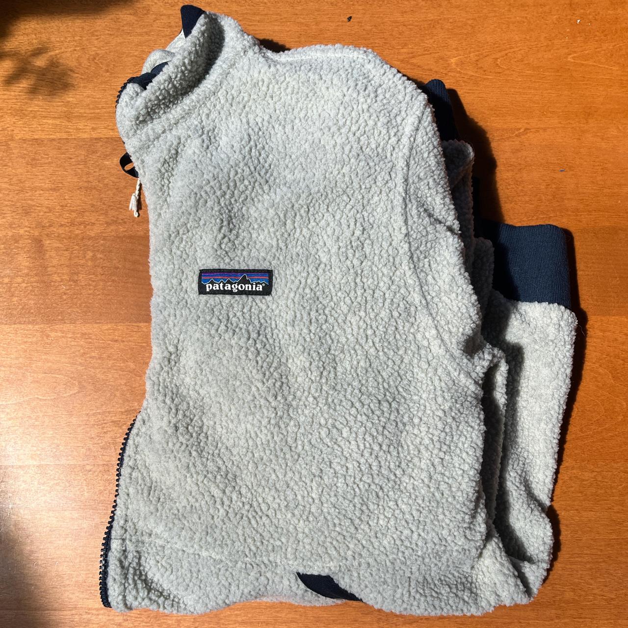 Men’s Patagonia fleece sweater size large - Depop