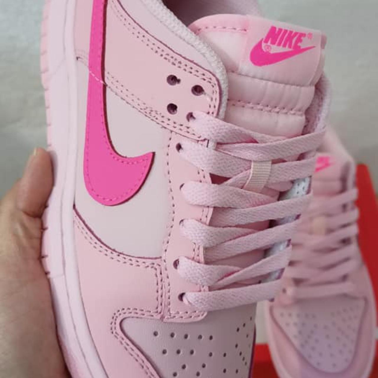 pink ladies nike