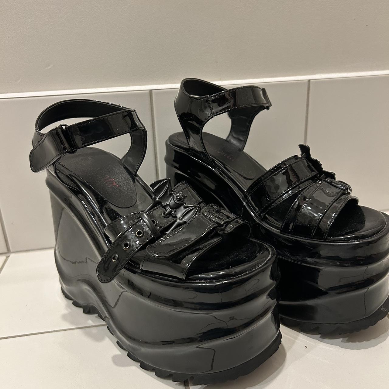 Womens size 13 black sandals hotsell
