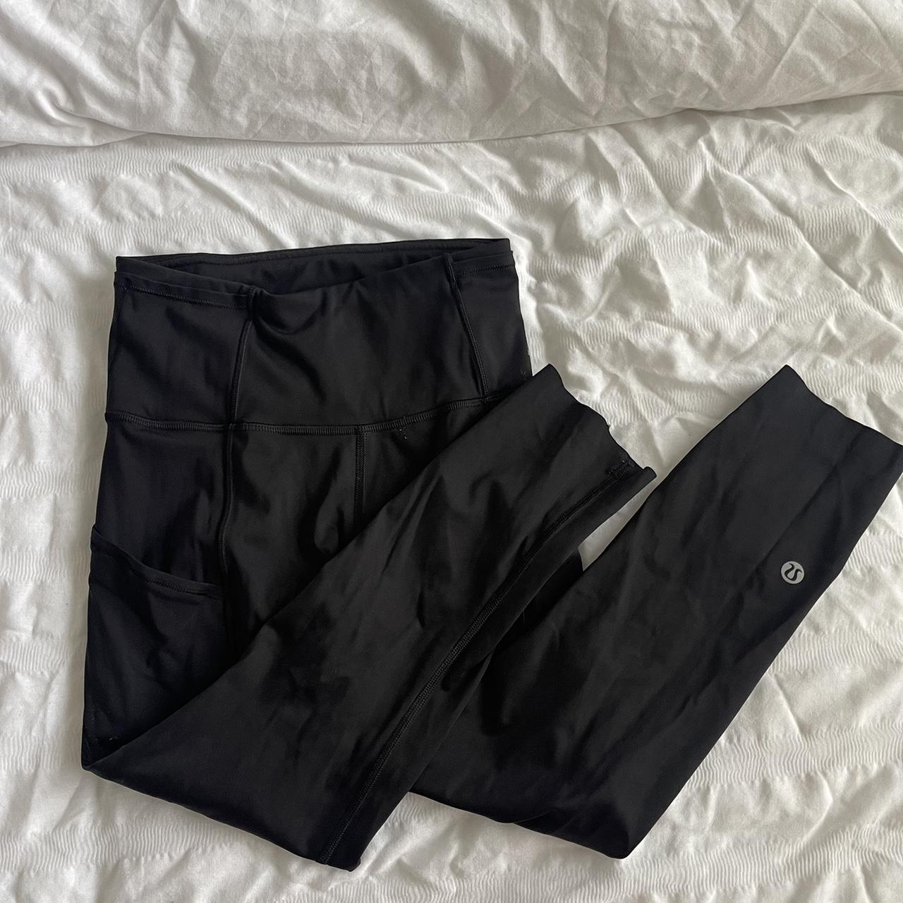 Lululemon 7/8 tights. Near new, I just don’t reach... - Depop