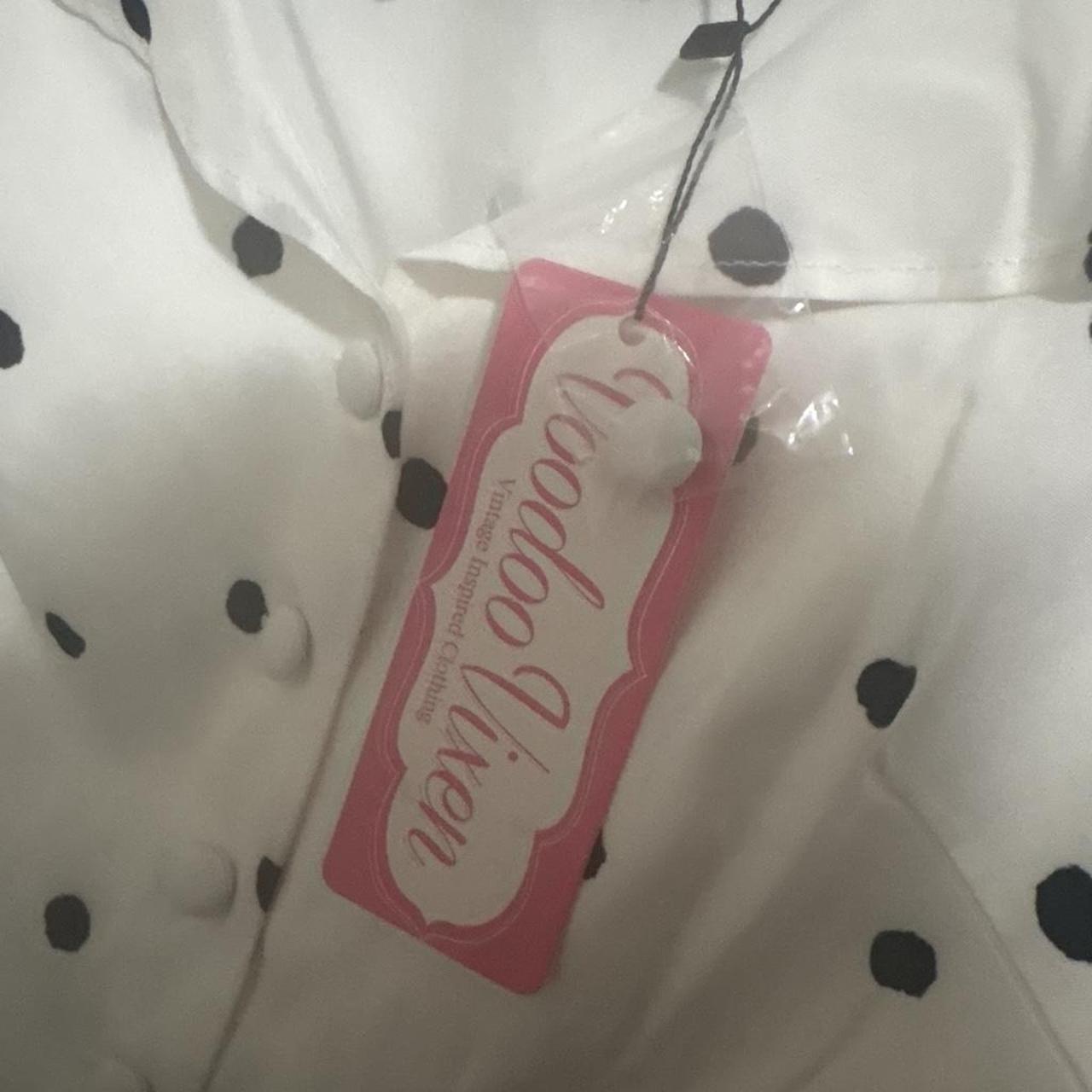 item listed by syd_bee7 image 3