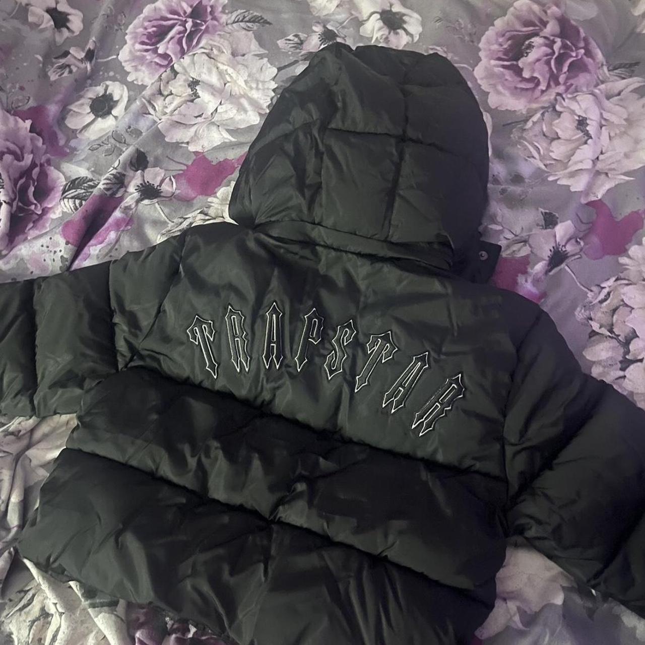 Trapstar cropped coat L fits an XL brand new with tags. Depop