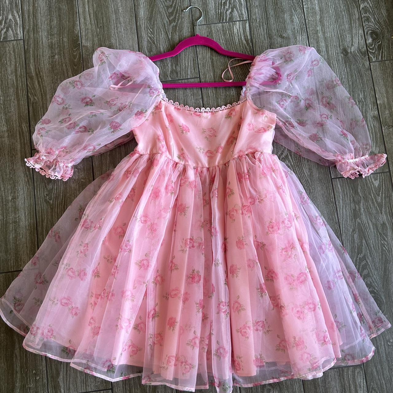 item listed by emmiemcooley