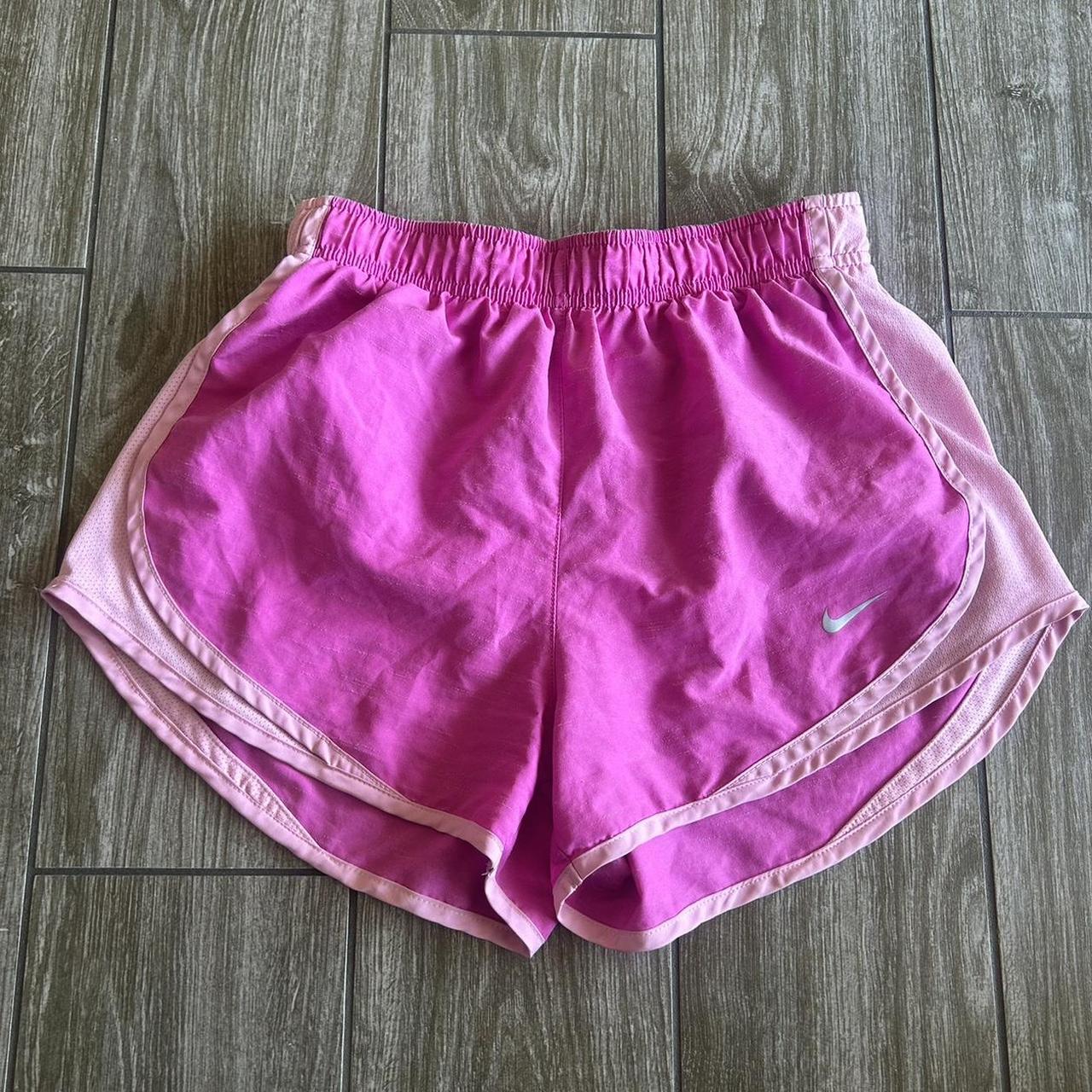 item listed by emmiemcooley