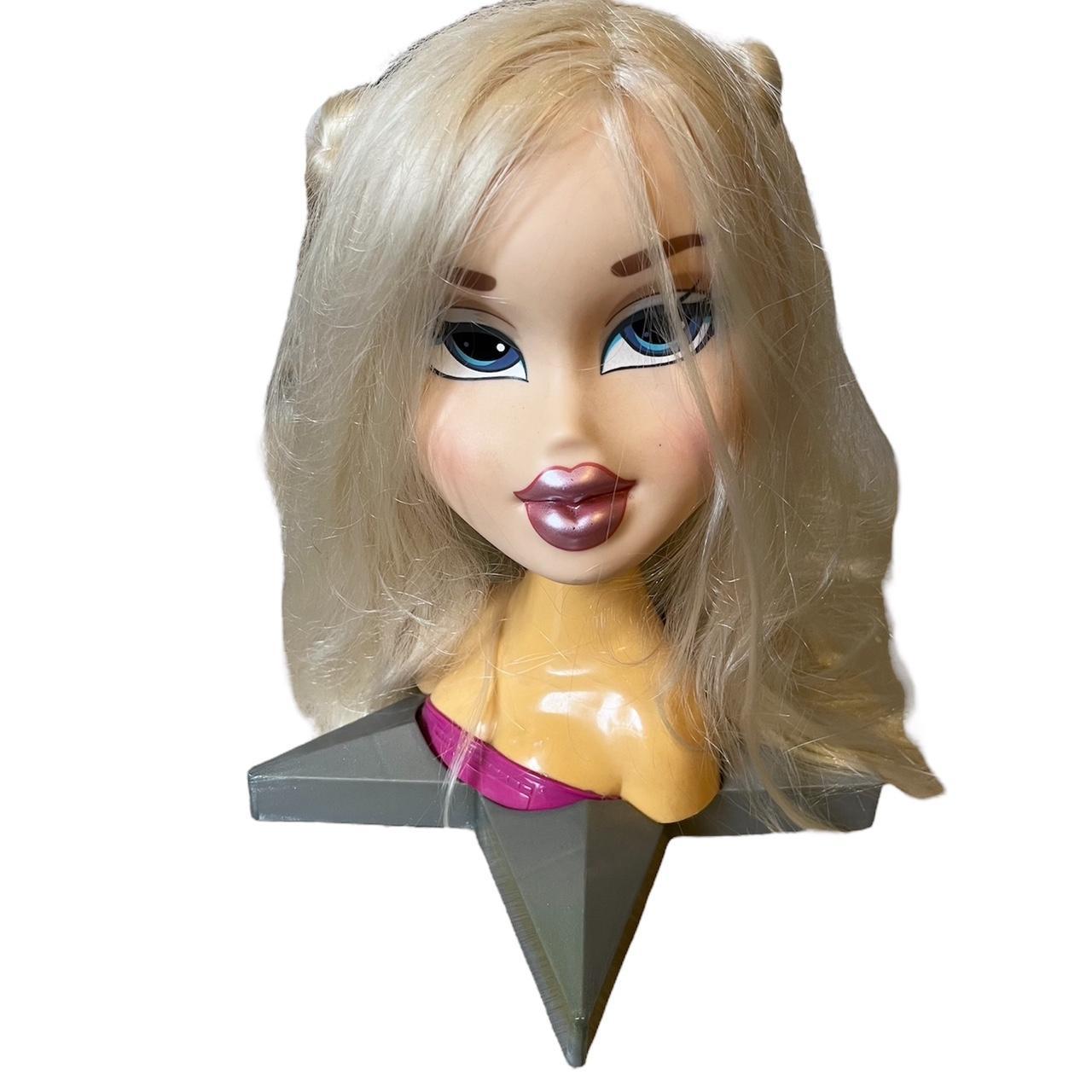 Selling Bratz Feelin Pretty Cloe Doll New