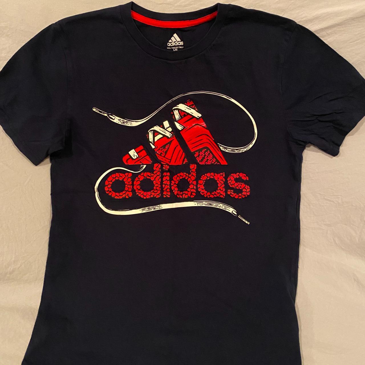Youth Adidas LG t-shirt (14/16) - Depop