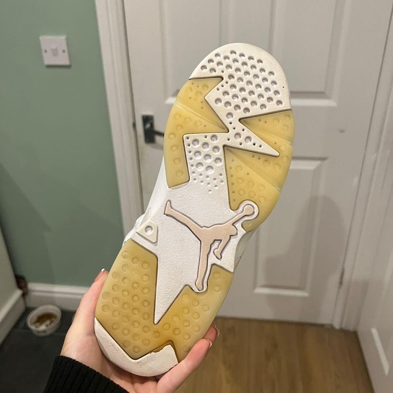 6s gold jordan