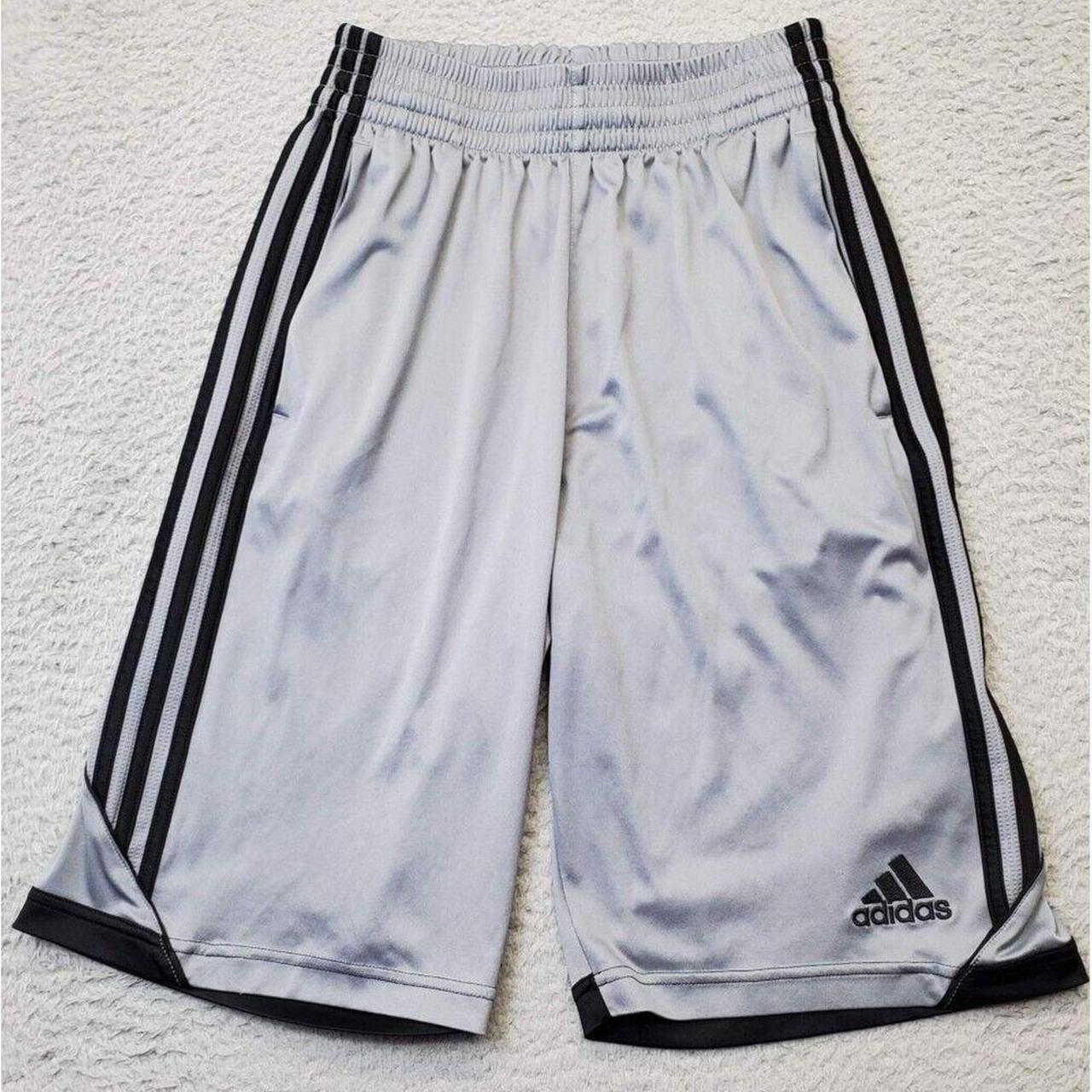 item listed by bargainland9