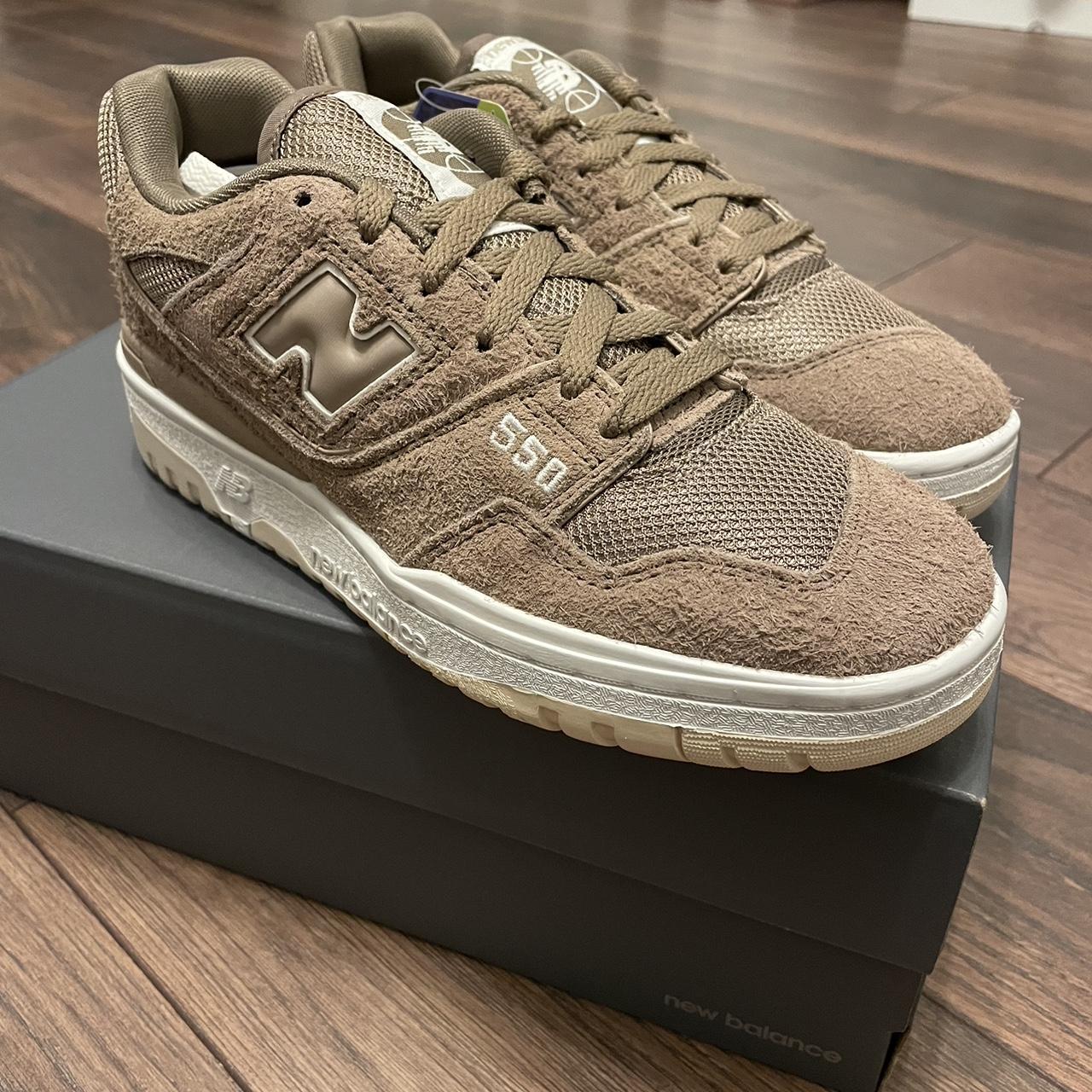 New balance best sale 560 womens gold