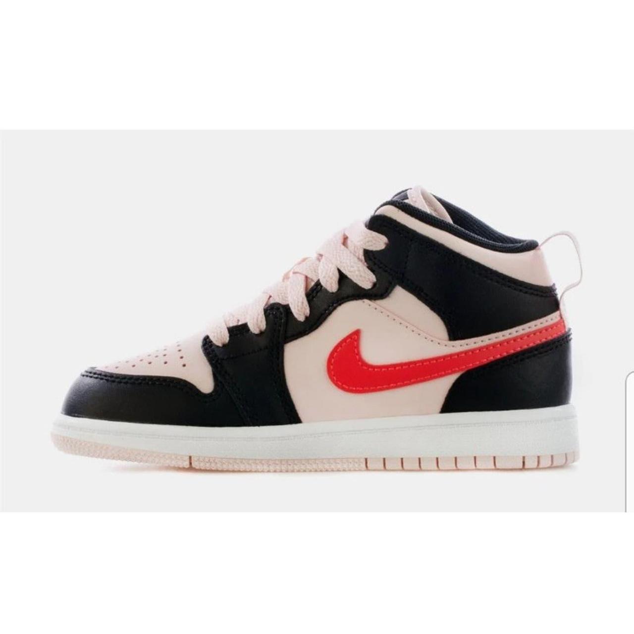 Jordan 1 store Mid Black Pink Crimson