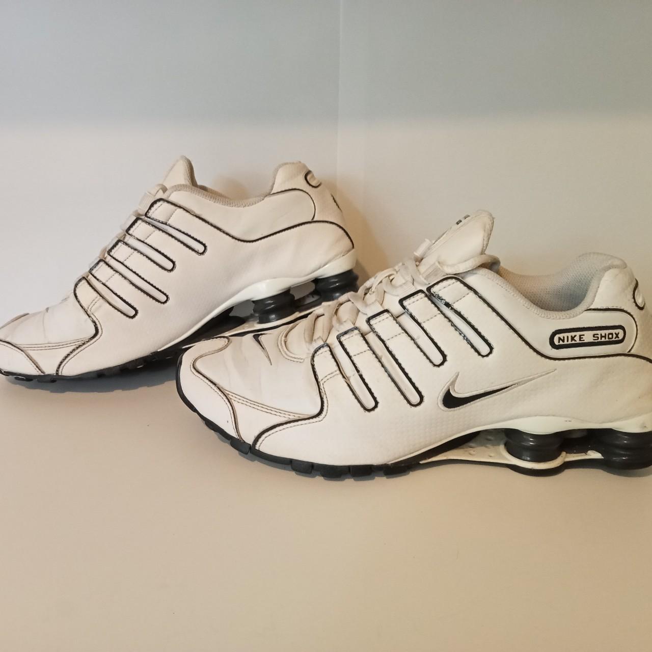 Good quality Nike shoes, good for running and sports... Depop