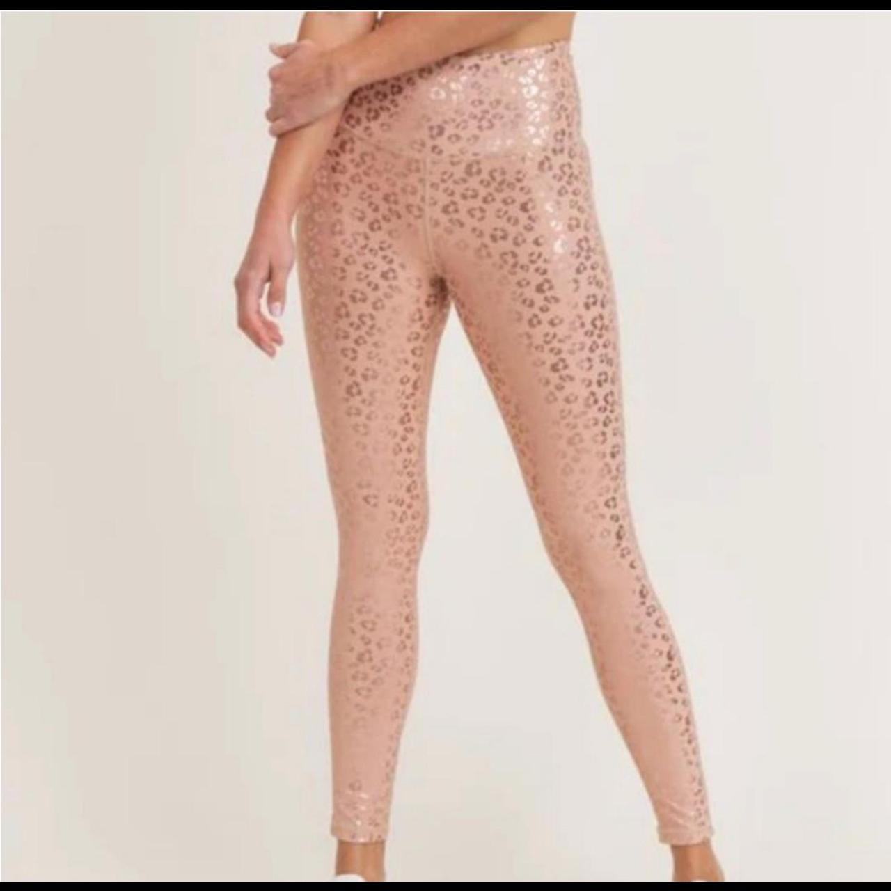 item listed by retr0chic