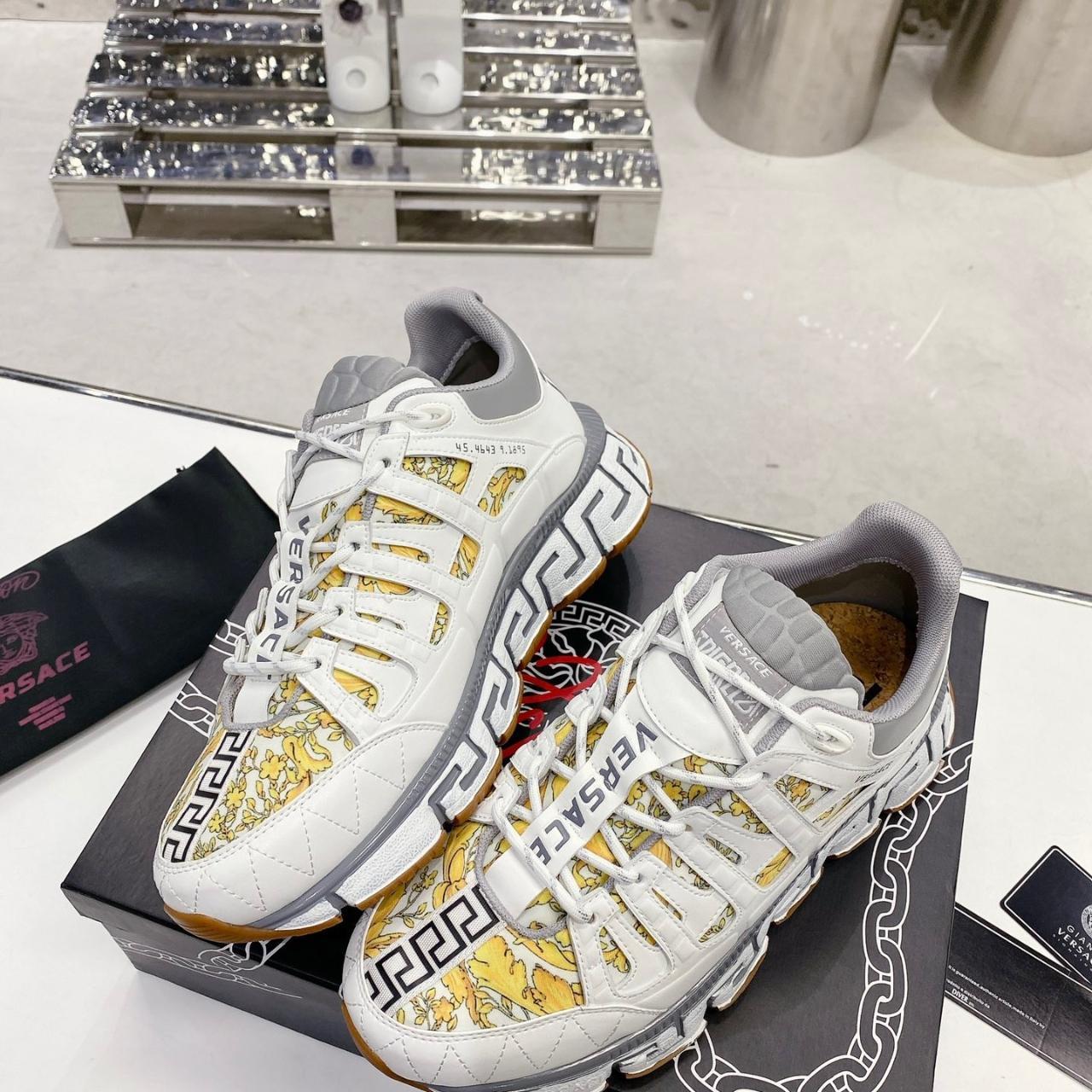 Versace gold trainers sales