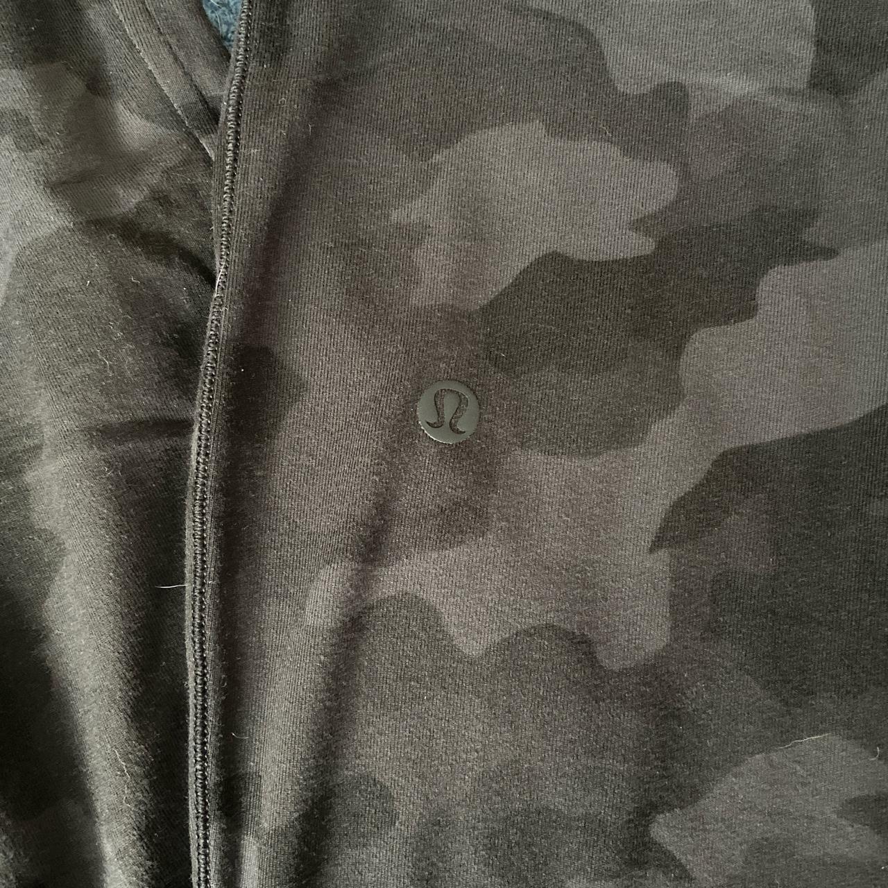 Lululemon camo joggers mine are perfect condition - Depop