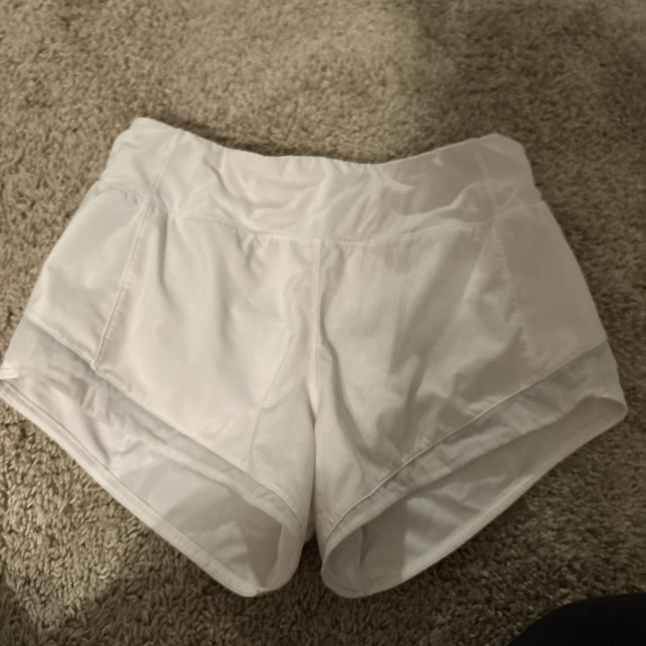 White Lululemon shorts, size 4 - Depop