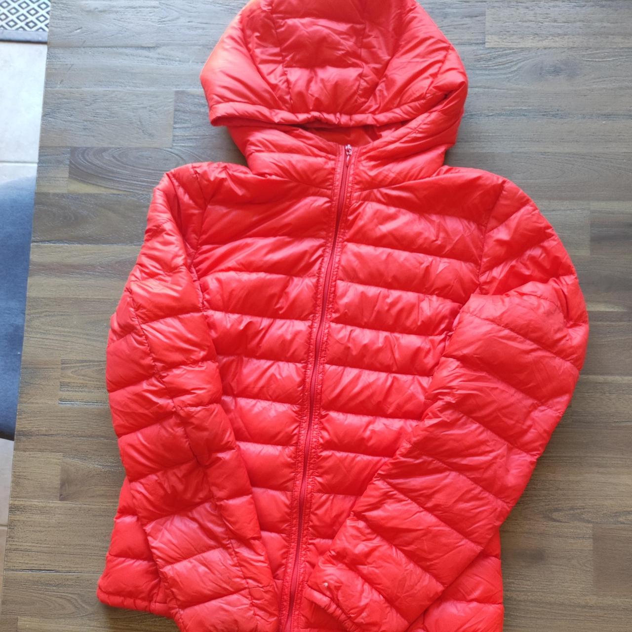 United Colors of Benetton Women's Jacket Red 32 – Red Benetton