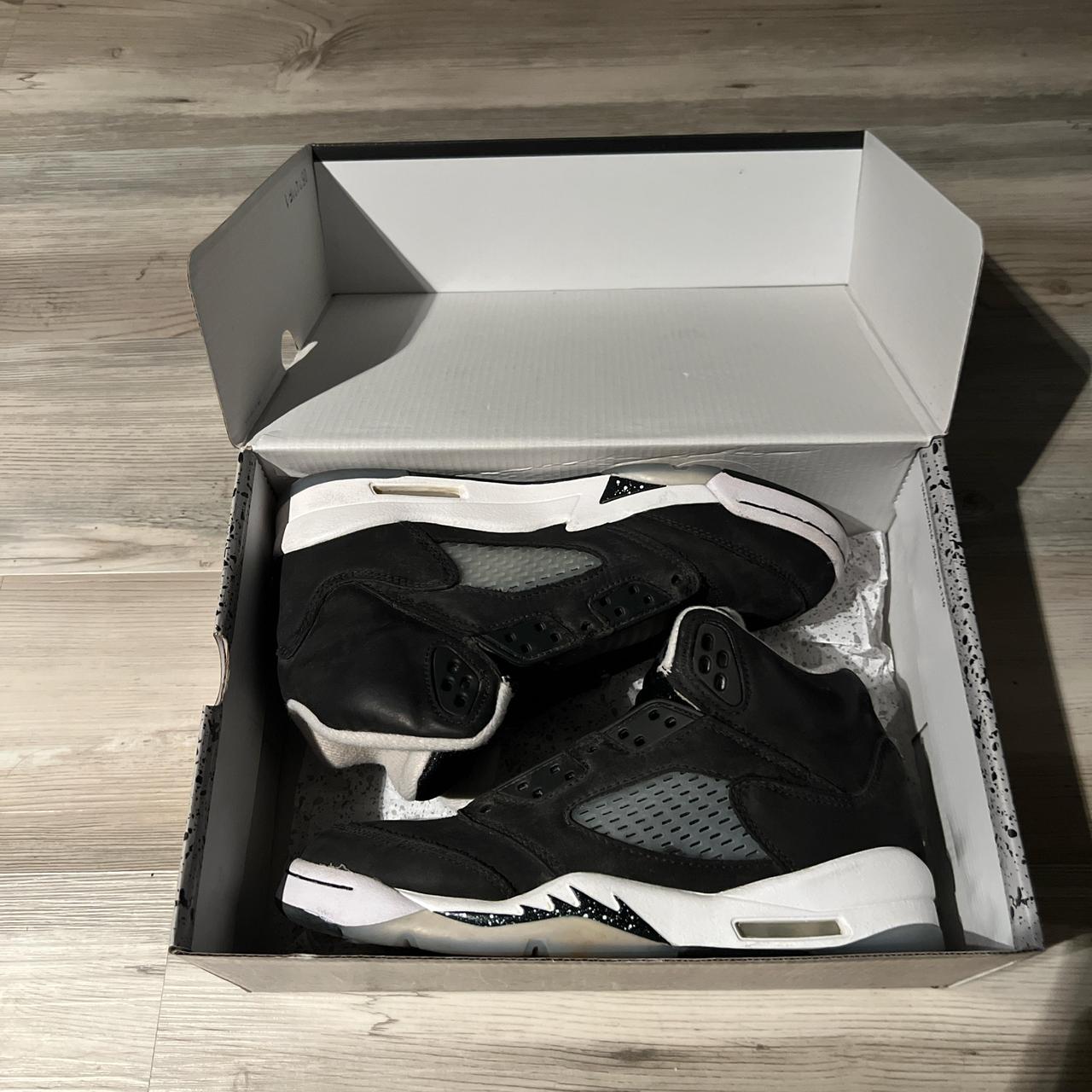 jordan5 moonlight
