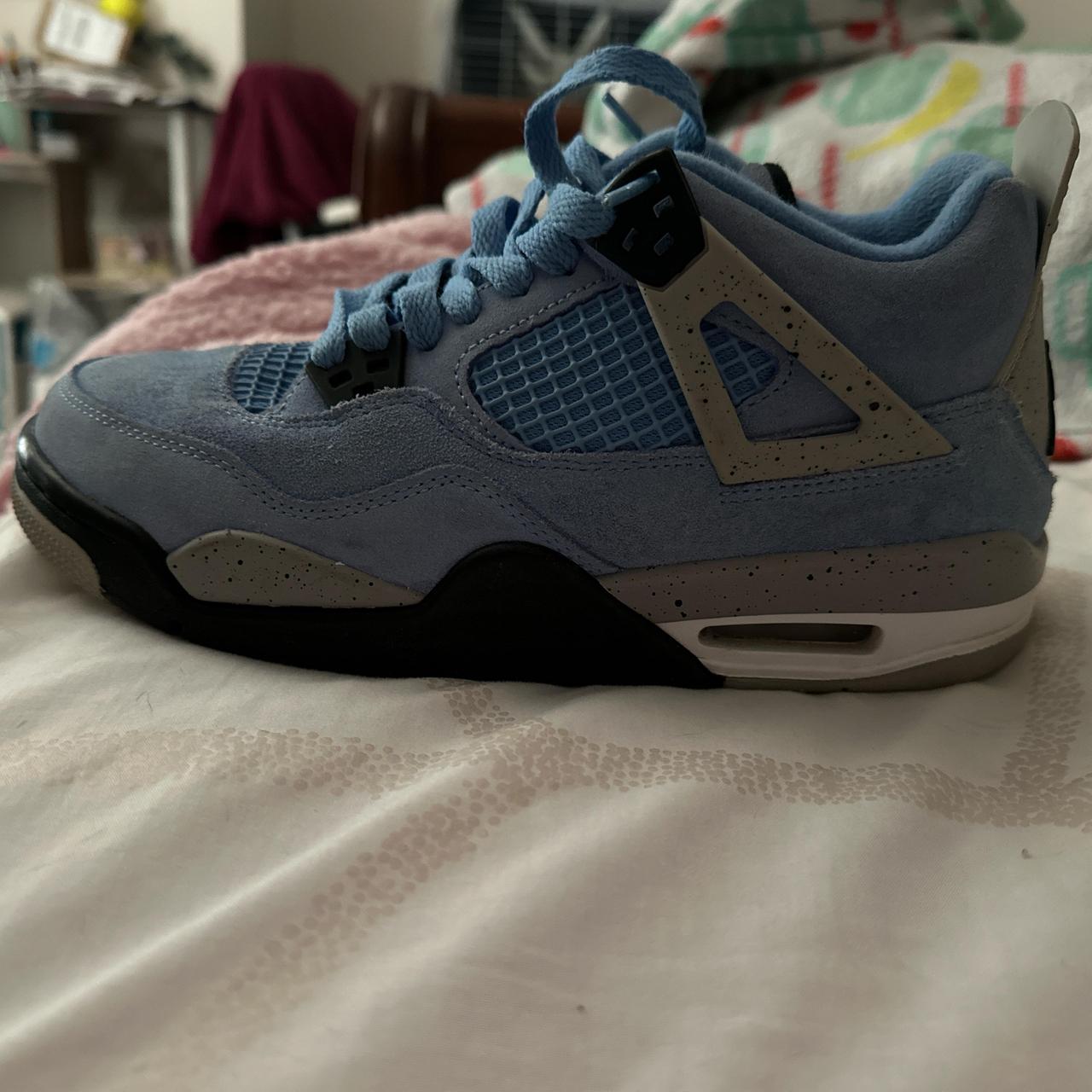 youth jordan 4 university blue