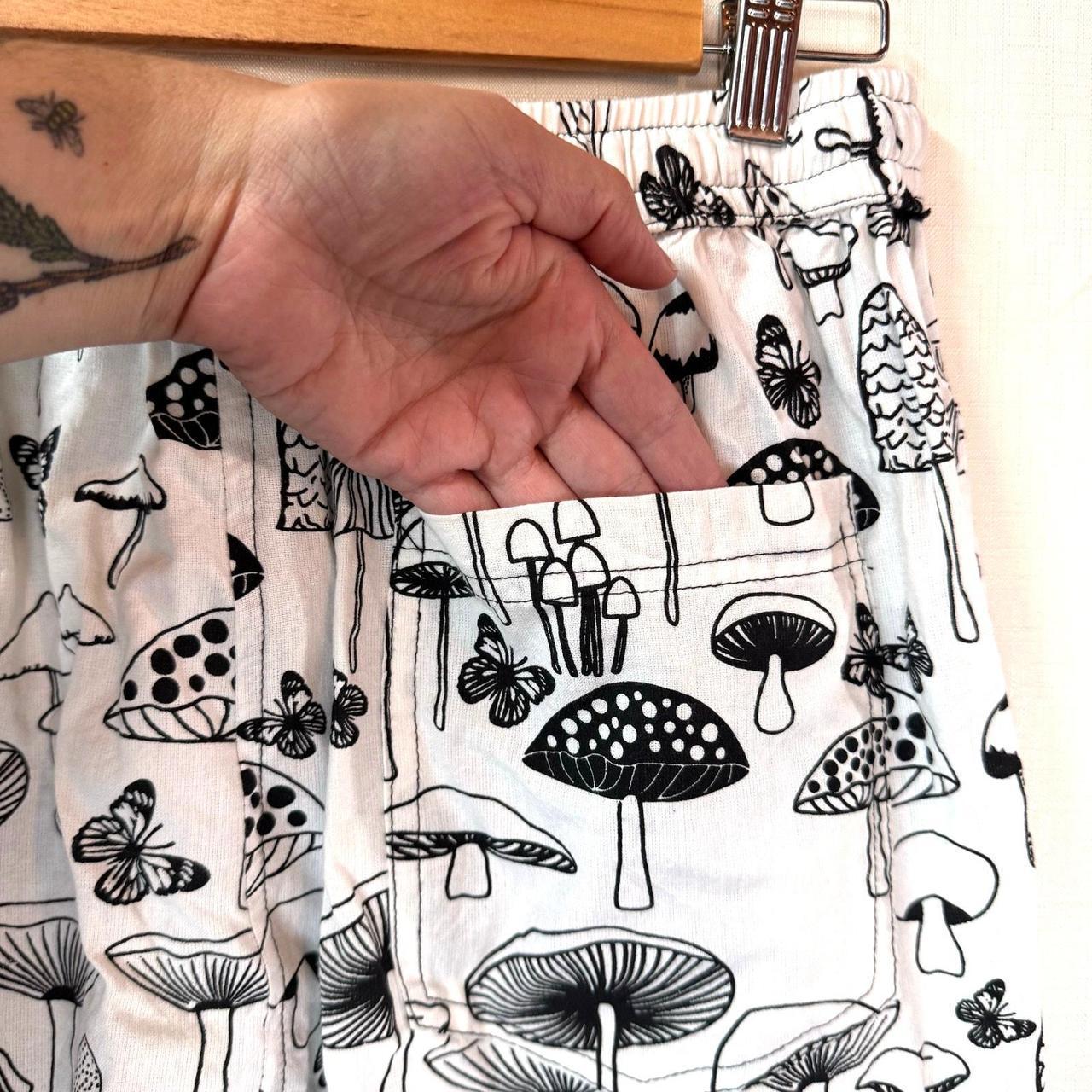 Source Unknown Women's High waisted Cargo Pants -… - image 6