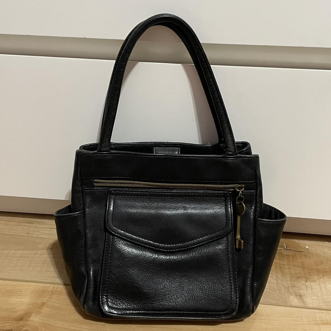 Selling Black Fossil Purse