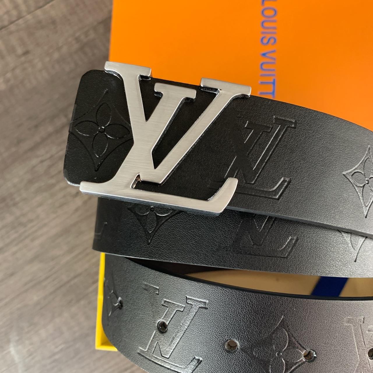 Lv belt - used Size 30 - 32 105 cm - ships fast... - Depop