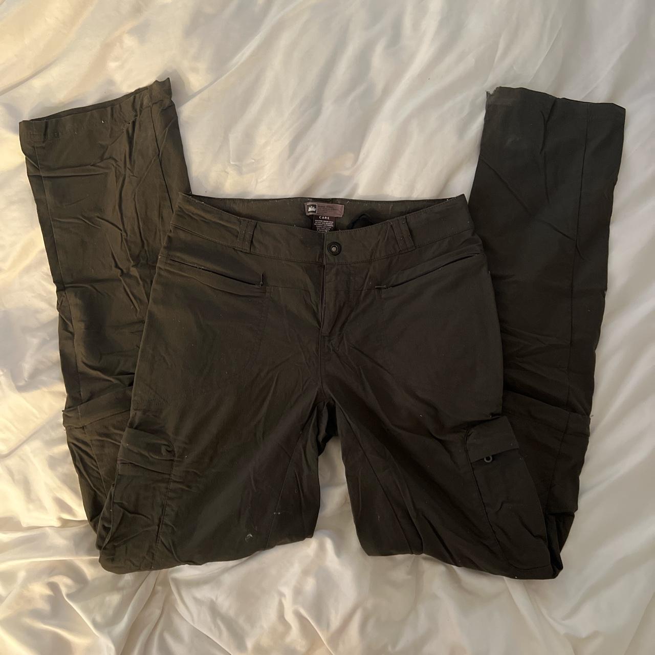 rei cargo pants/shorts dark gray size 4... - Depop