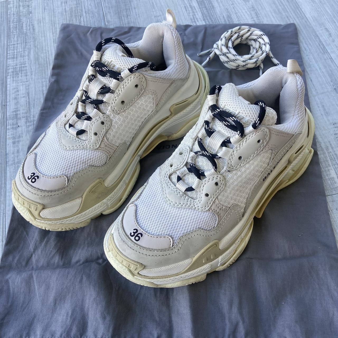 Triple s size on sale 36