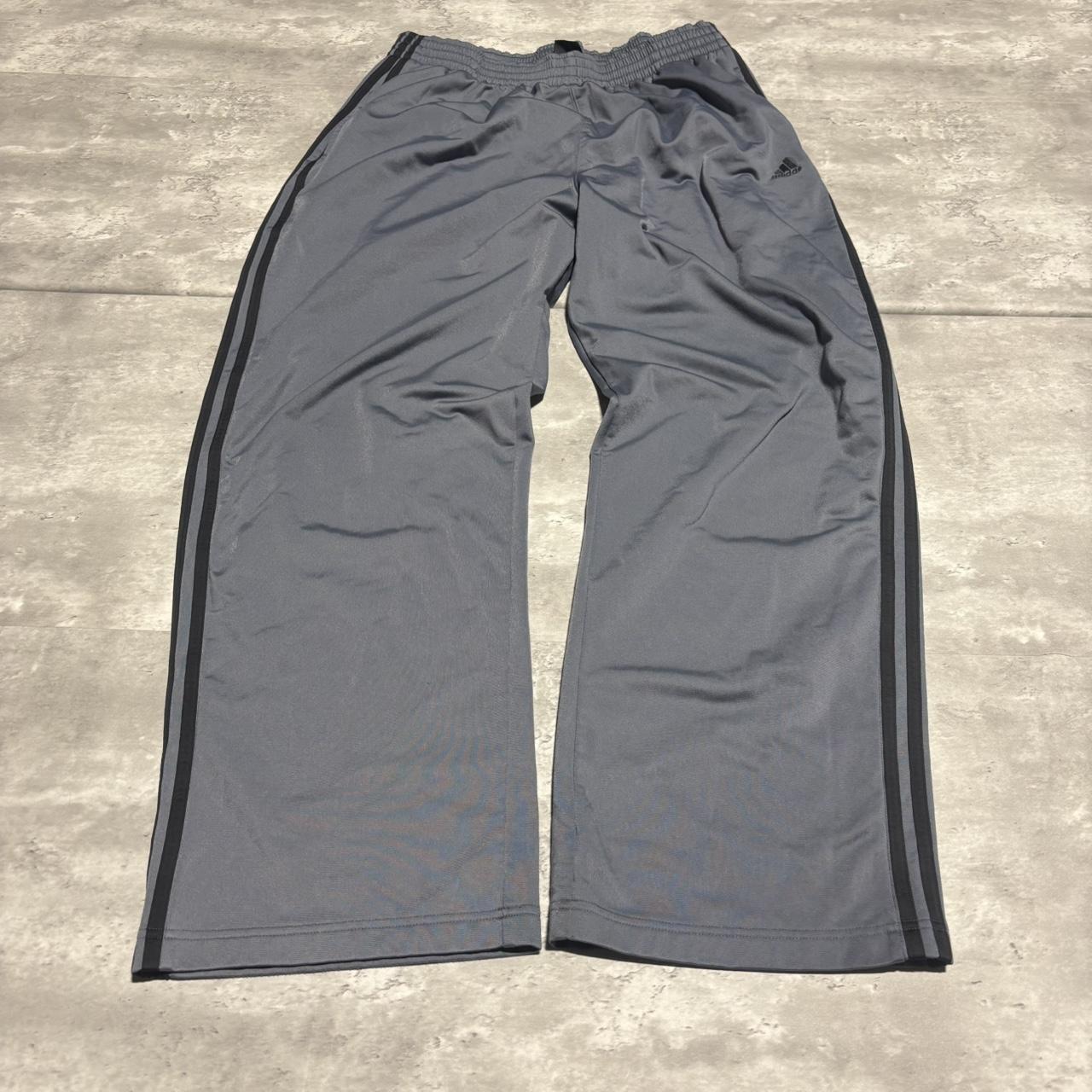 item listed by y2k_deals