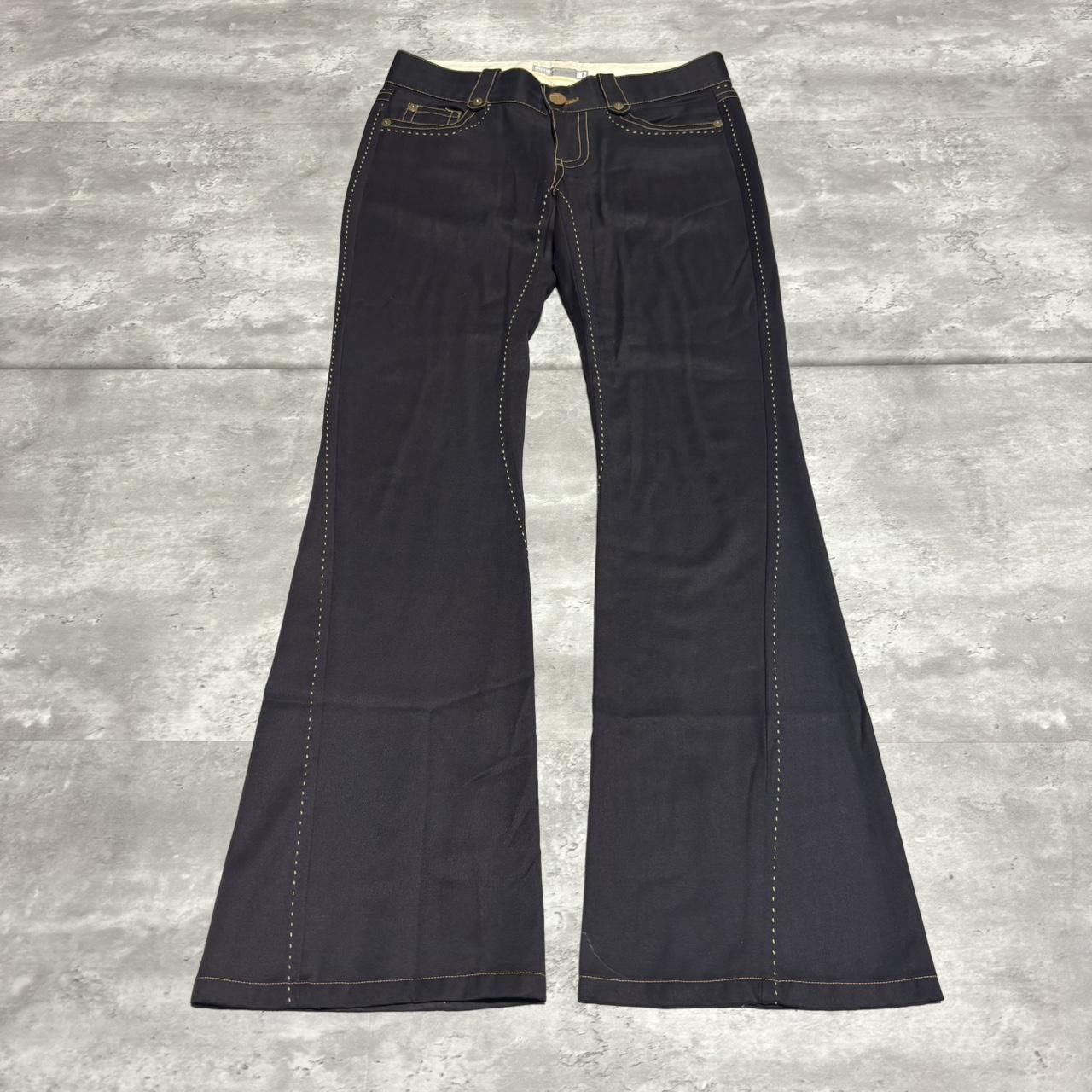 item listed by y2k_deals