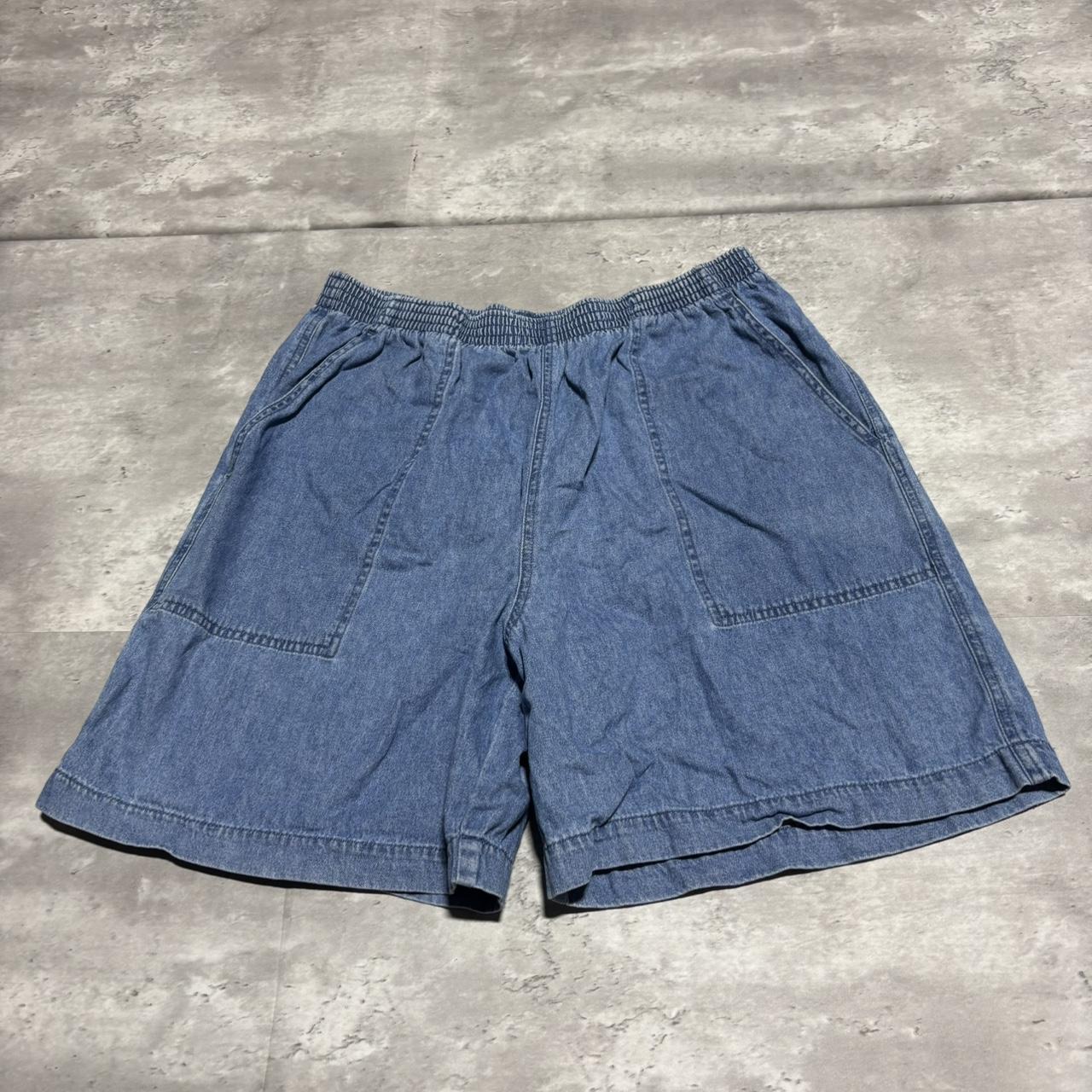 item listed by y2k_deals