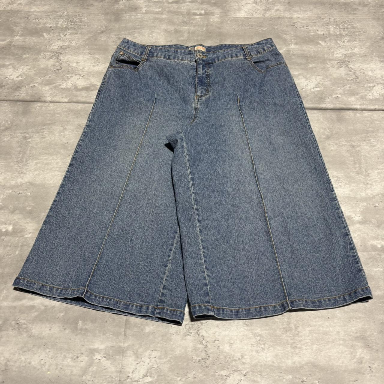 item listed by y2k_deals