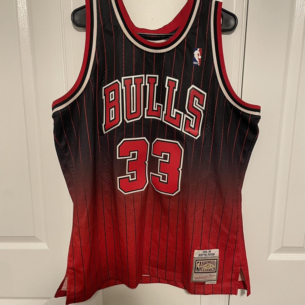 Mitchell deals & Ness Scottie Pippen 1995-96 Chicago Bulls Jersey