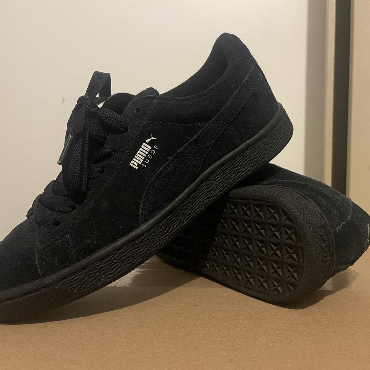 Kids puma deals suede trainers