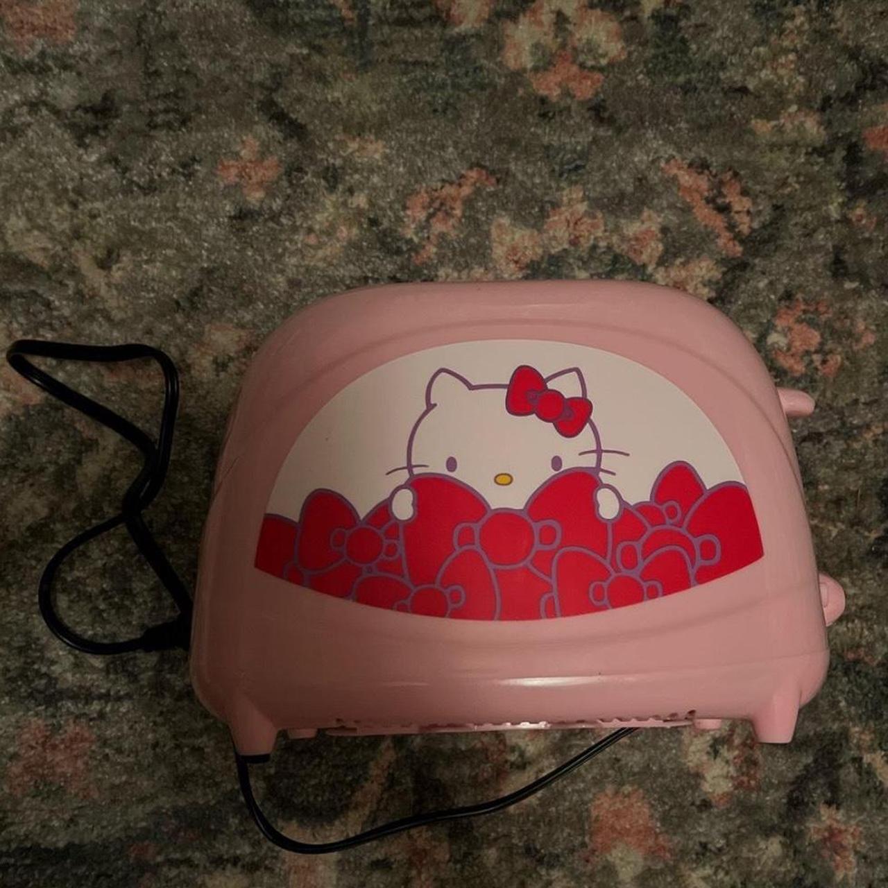 hello kitty toaster Used twice Will try cleaning... - Depop