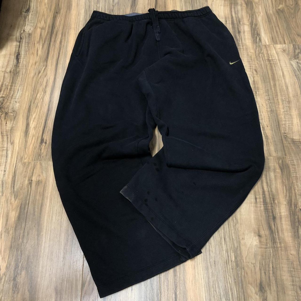 item listed by j4cob_