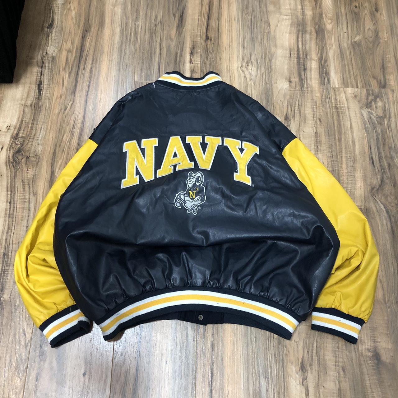 item listed by j4cob_