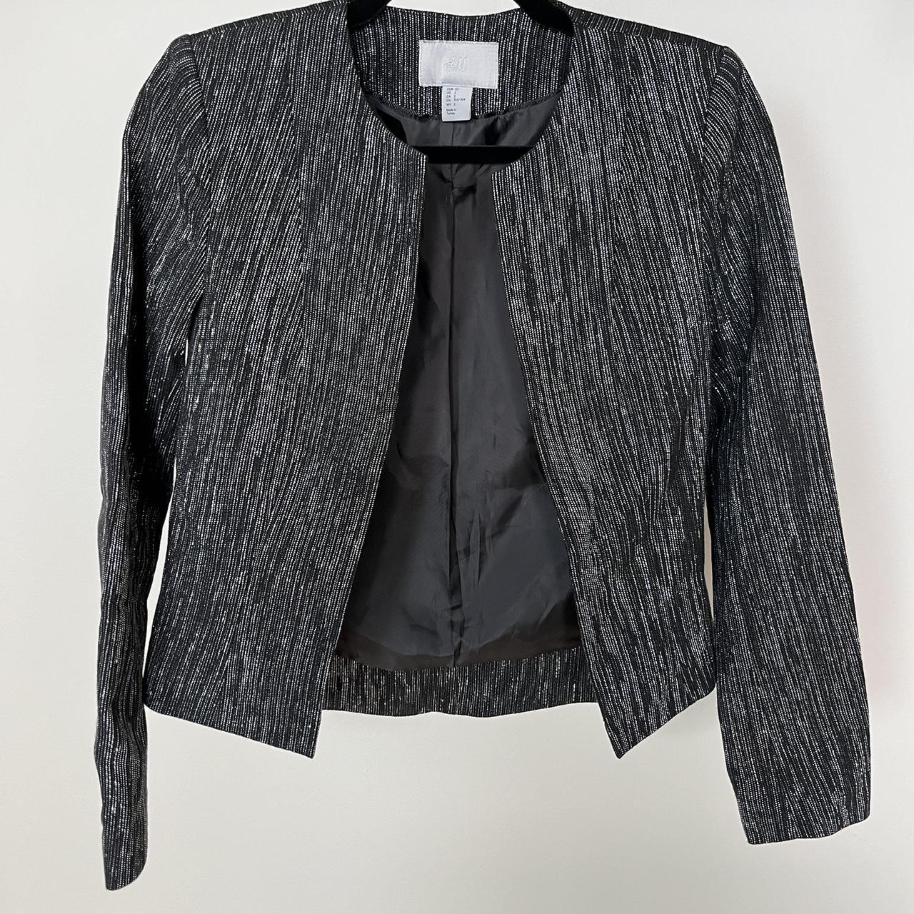 H and m black and 2025 white blazer