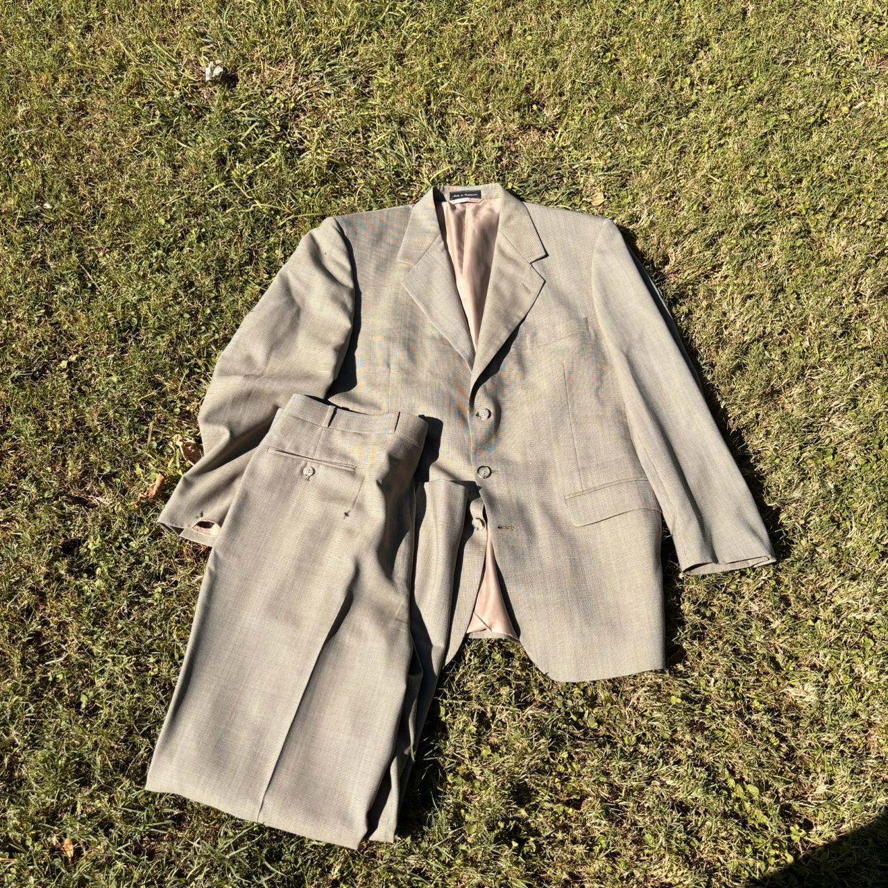 Tan and cream vintage suit Jacket size 43L has two... Depop
