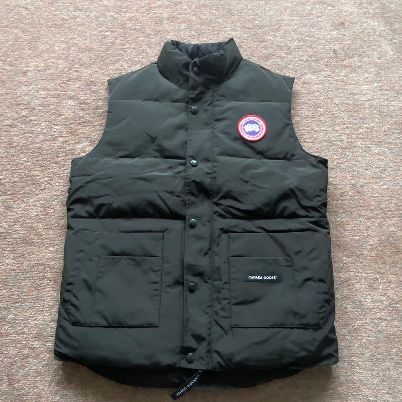 Canada goose gilet black Size M men’s Brand new... - Depop