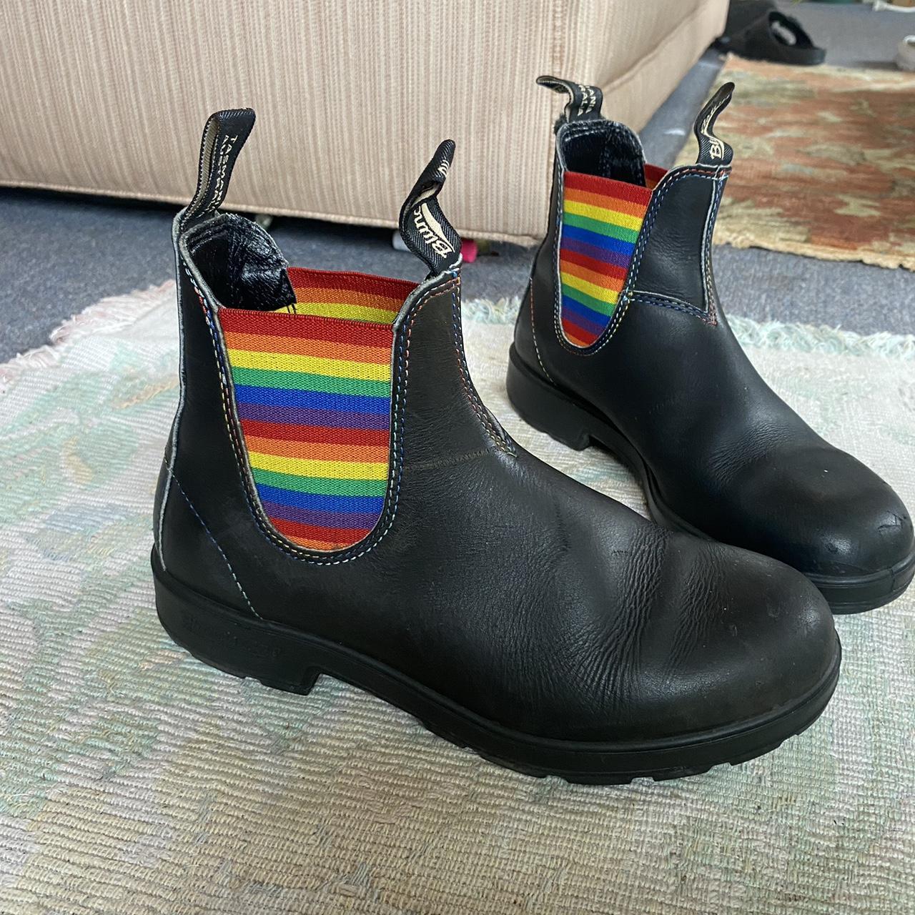 Depop blundstone store