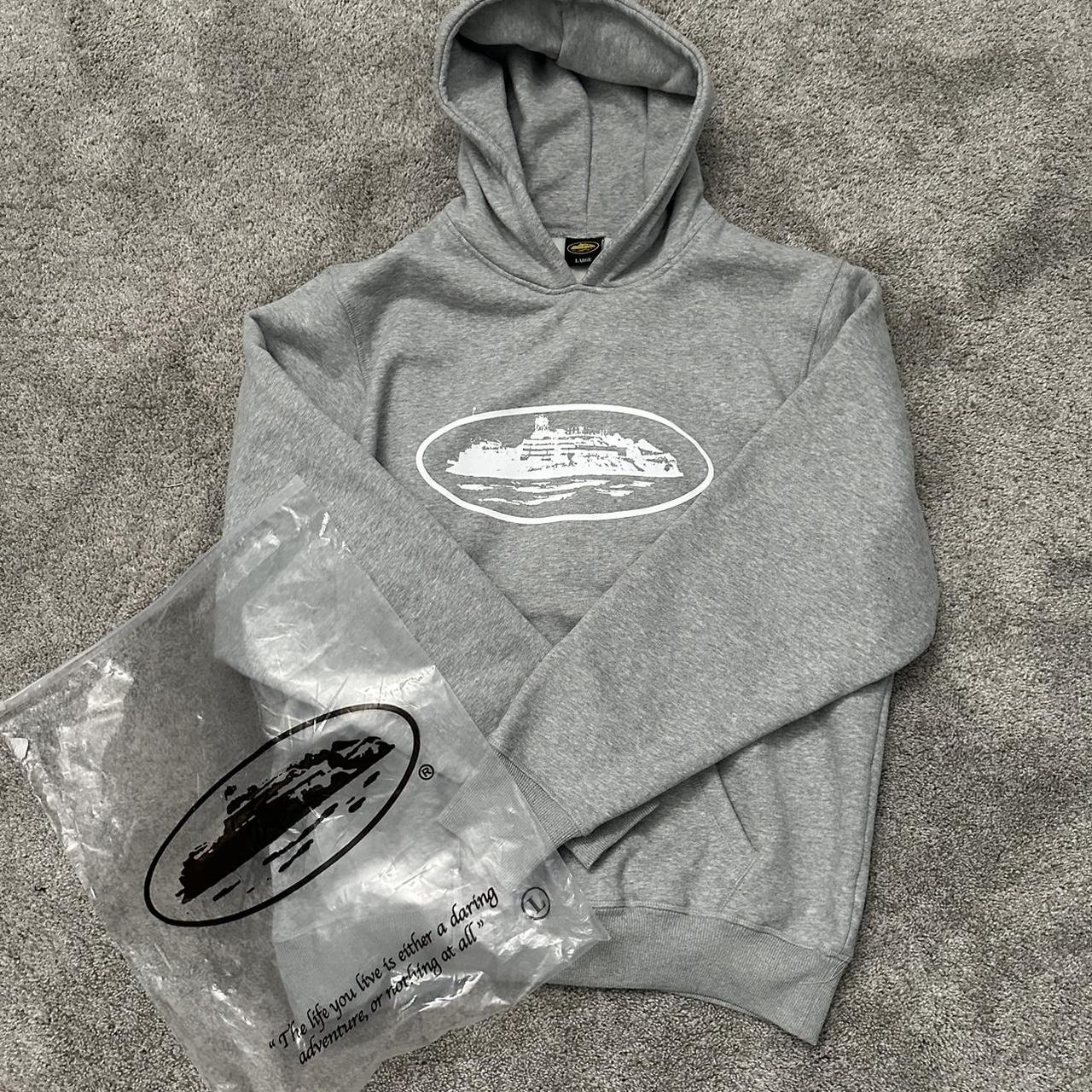 Corteiz hoodie in grey size men’s L - Depop