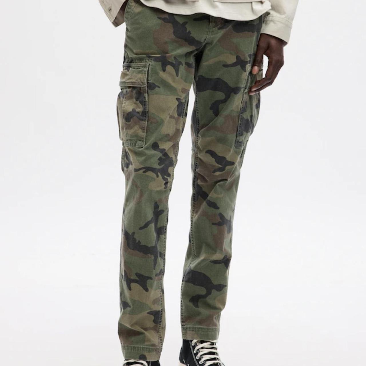 Gap camouflage pants online