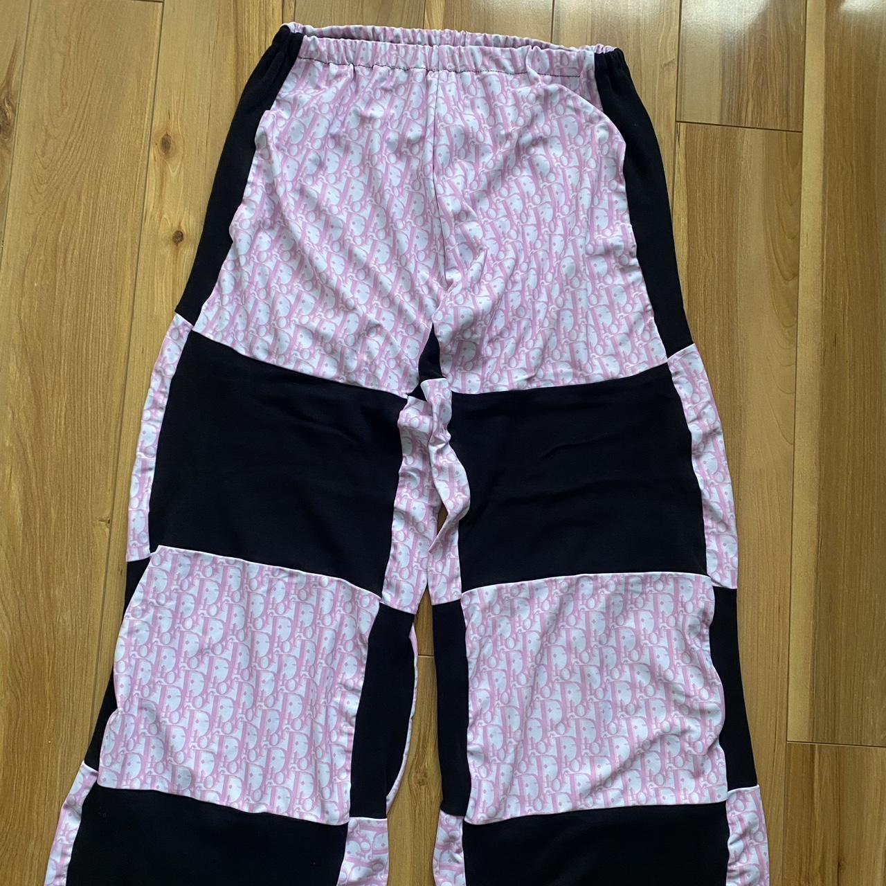 item listed by theembroideryzone