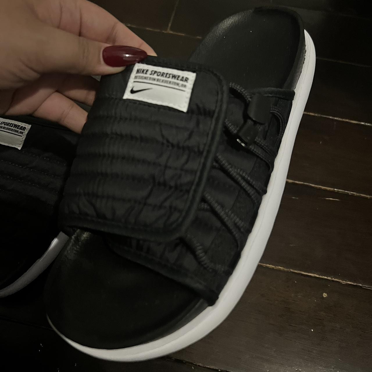 size 4 nike slide sandals