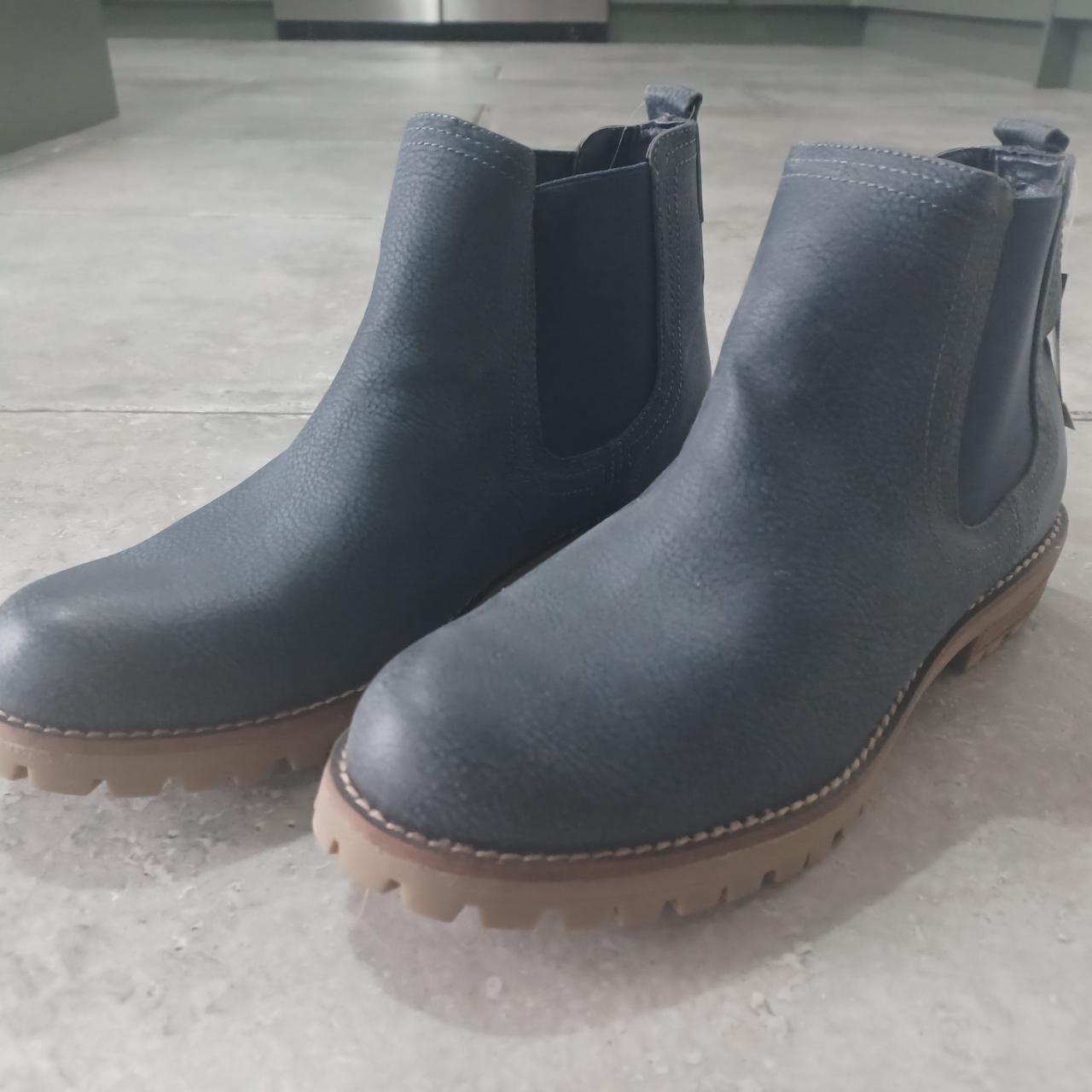chelsea boots navy blue