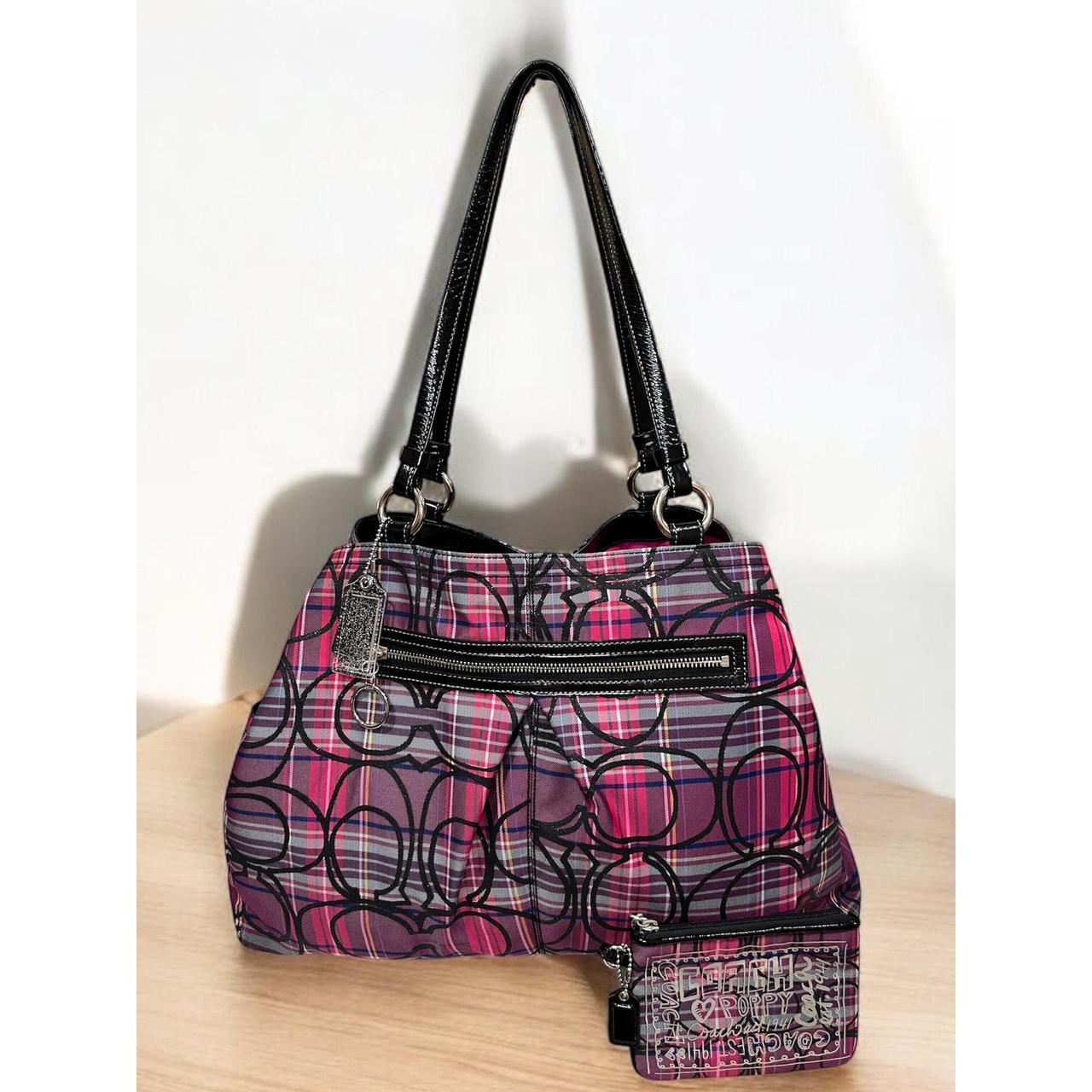 item listed by theposhpatina
