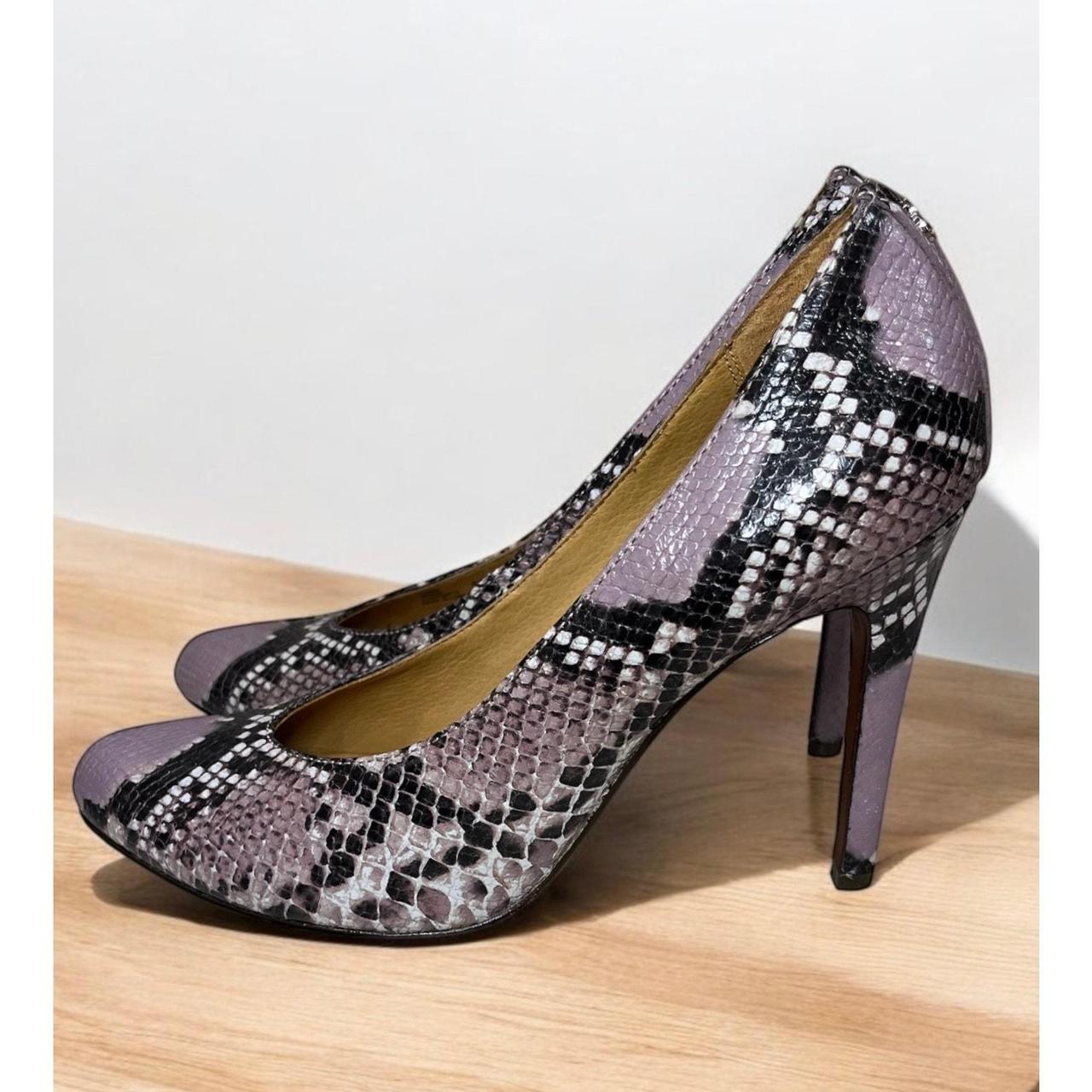 item listed by theposhpatina